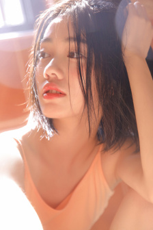 双胞胎姐妹齐上阵许多说许多